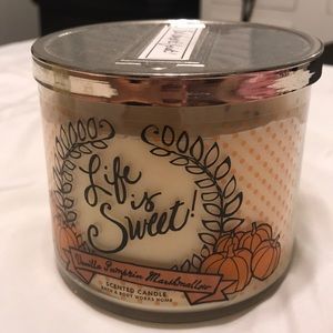 Scented candle
